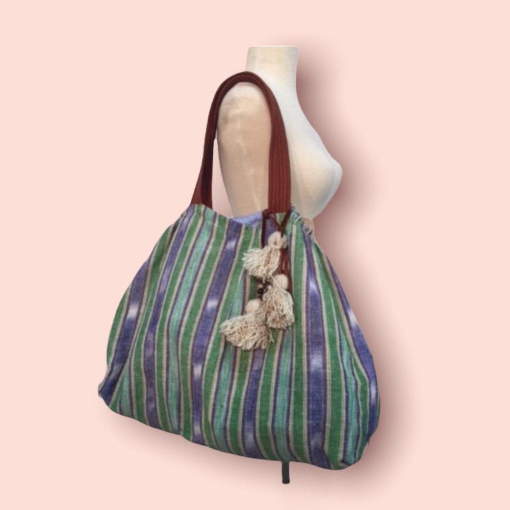 Beautiful shopper tote